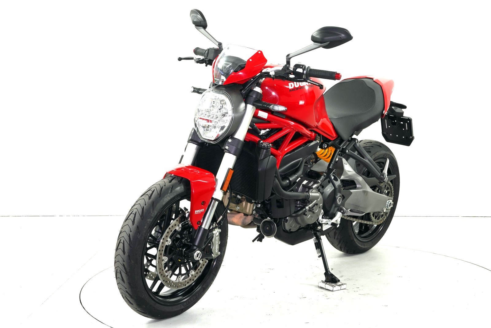 DUCATI Monster 821 ABS-showroom-element-2