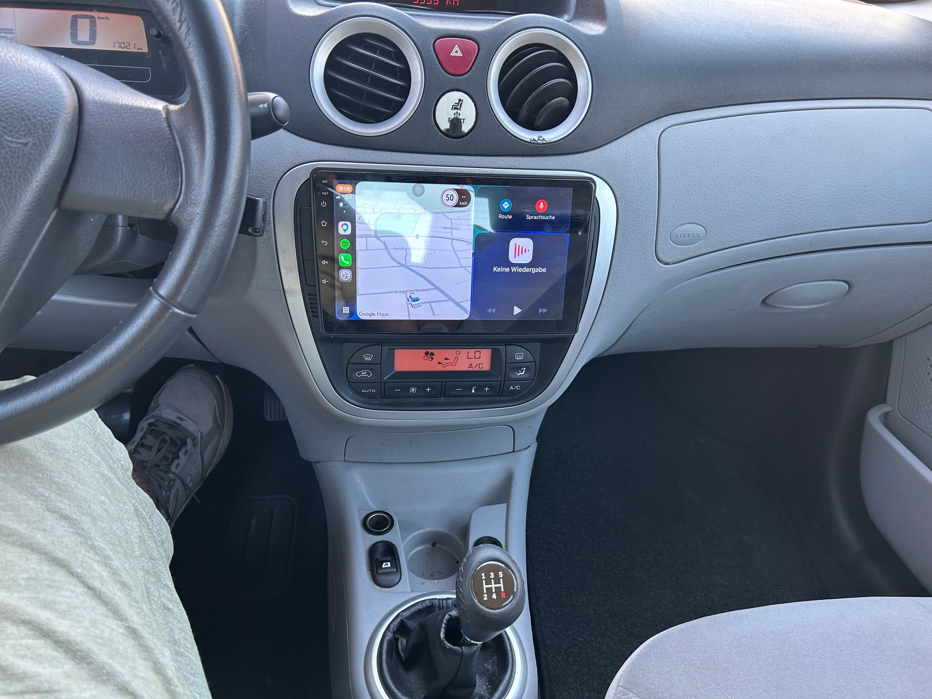 CITROEN C3 1.4i Exclusive-image-8