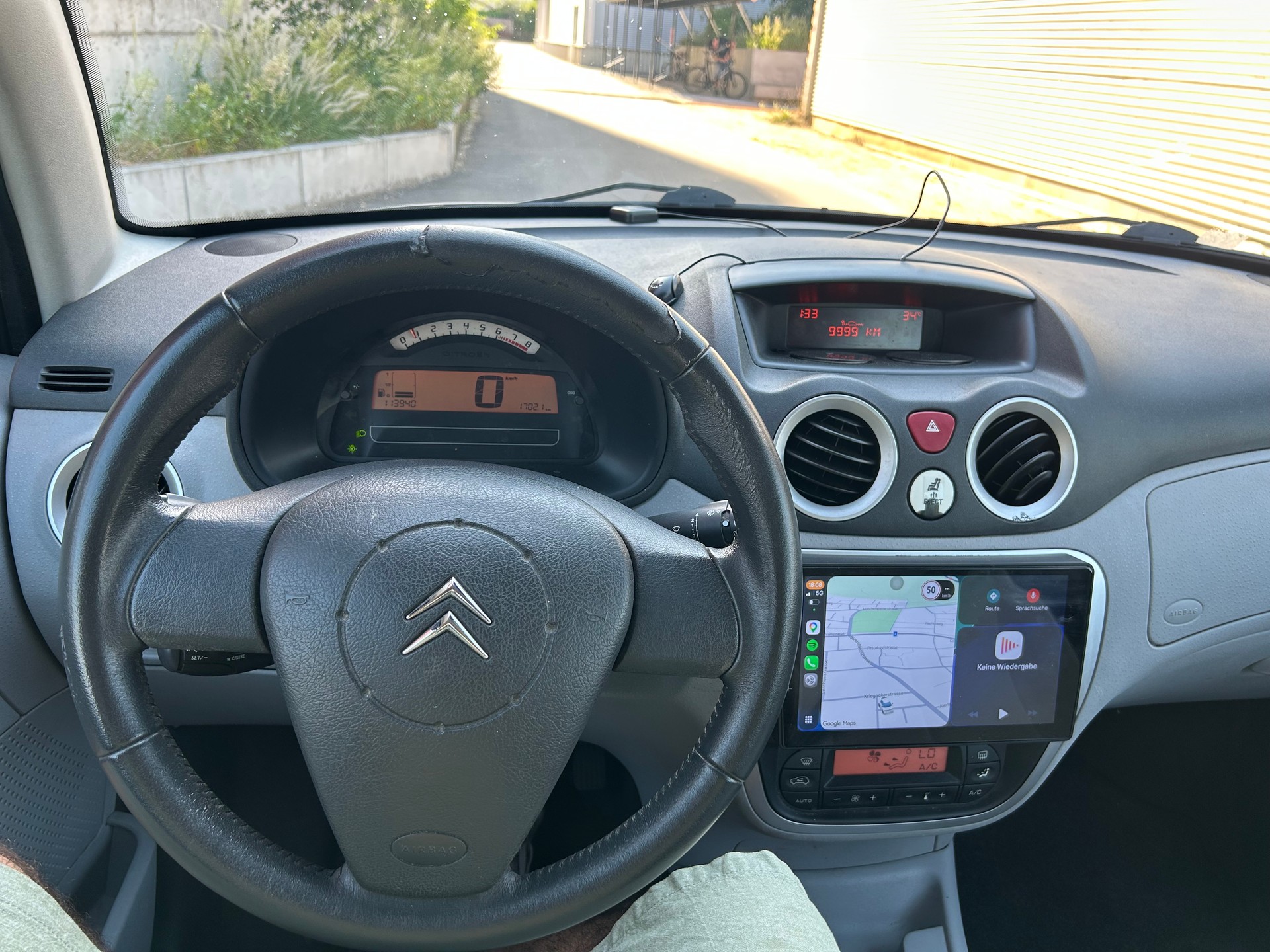 CITROEN C3 1.4i Exclusive-image-6