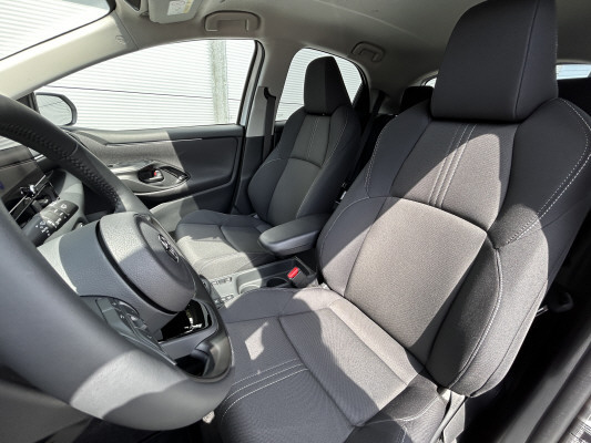 TOYOTA Yaris 1.5 Trend e-CVT-image-6