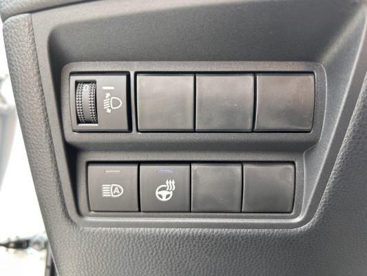 TOYOTA Yaris 1.5 Trend e-CVT-image-14