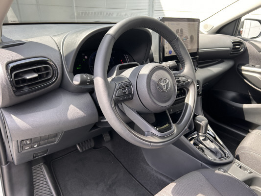 TOYOTA Yaris 1.5 Trend e-CVT-image-7