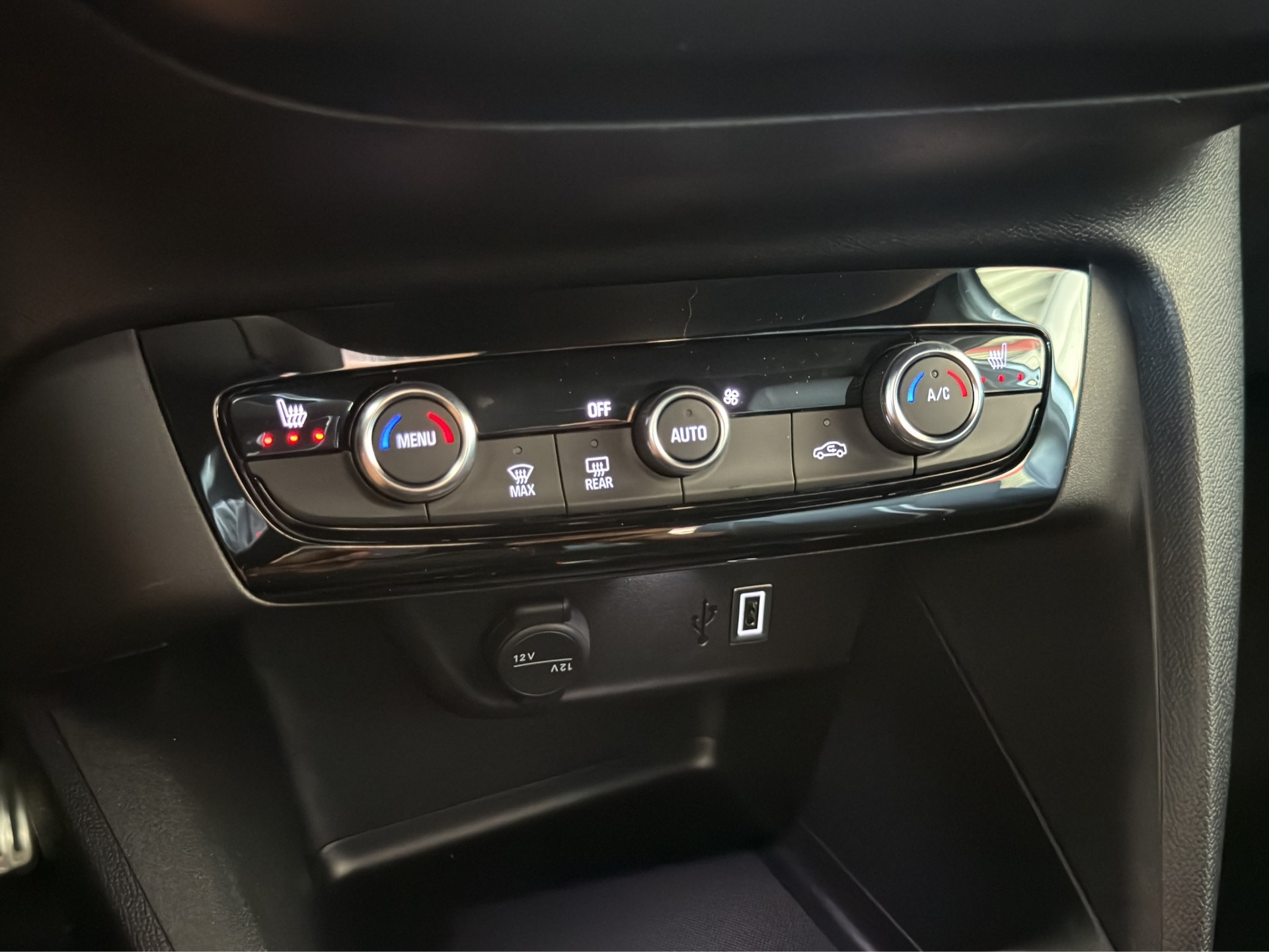 OPEL Corsa-e 156 GS Pack Komfort 3 Phaser-image-43