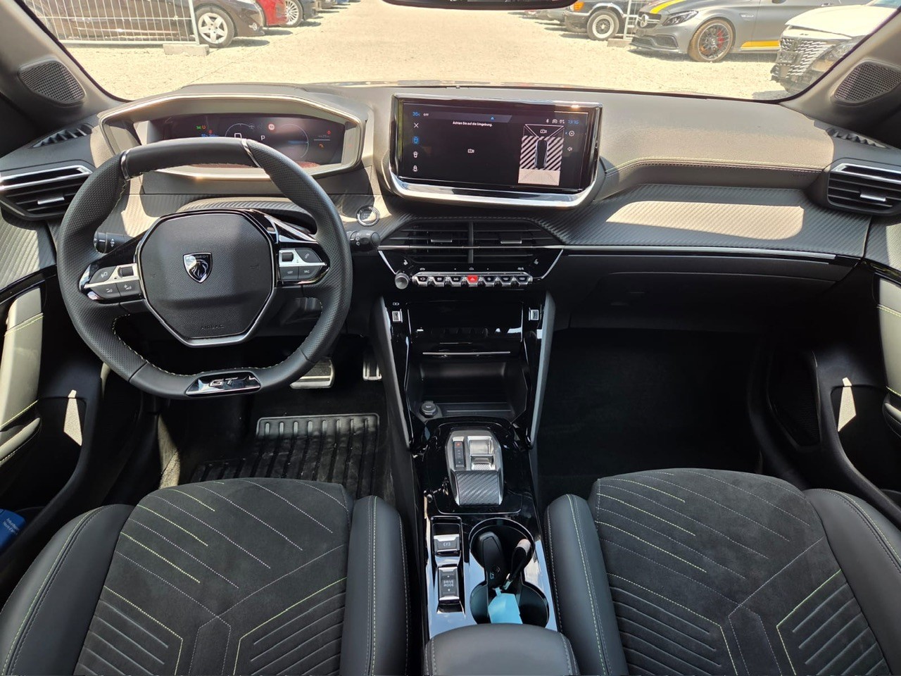 PEUGEOT 208 Elektrik 115kW GT-image-11