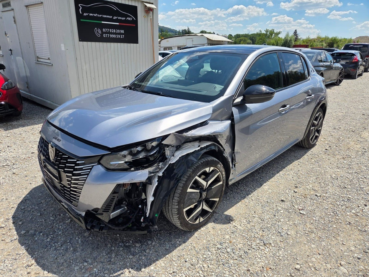 PEUGEOT 208 Elektrik 115kW GT-image-1