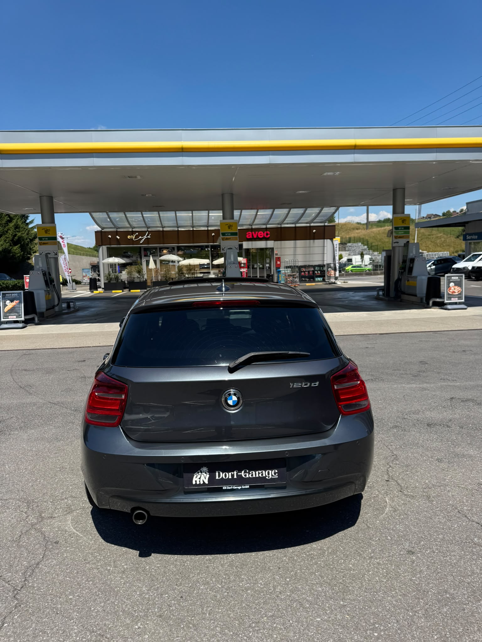 BMW 120d Sport Line Steptronic-image-5