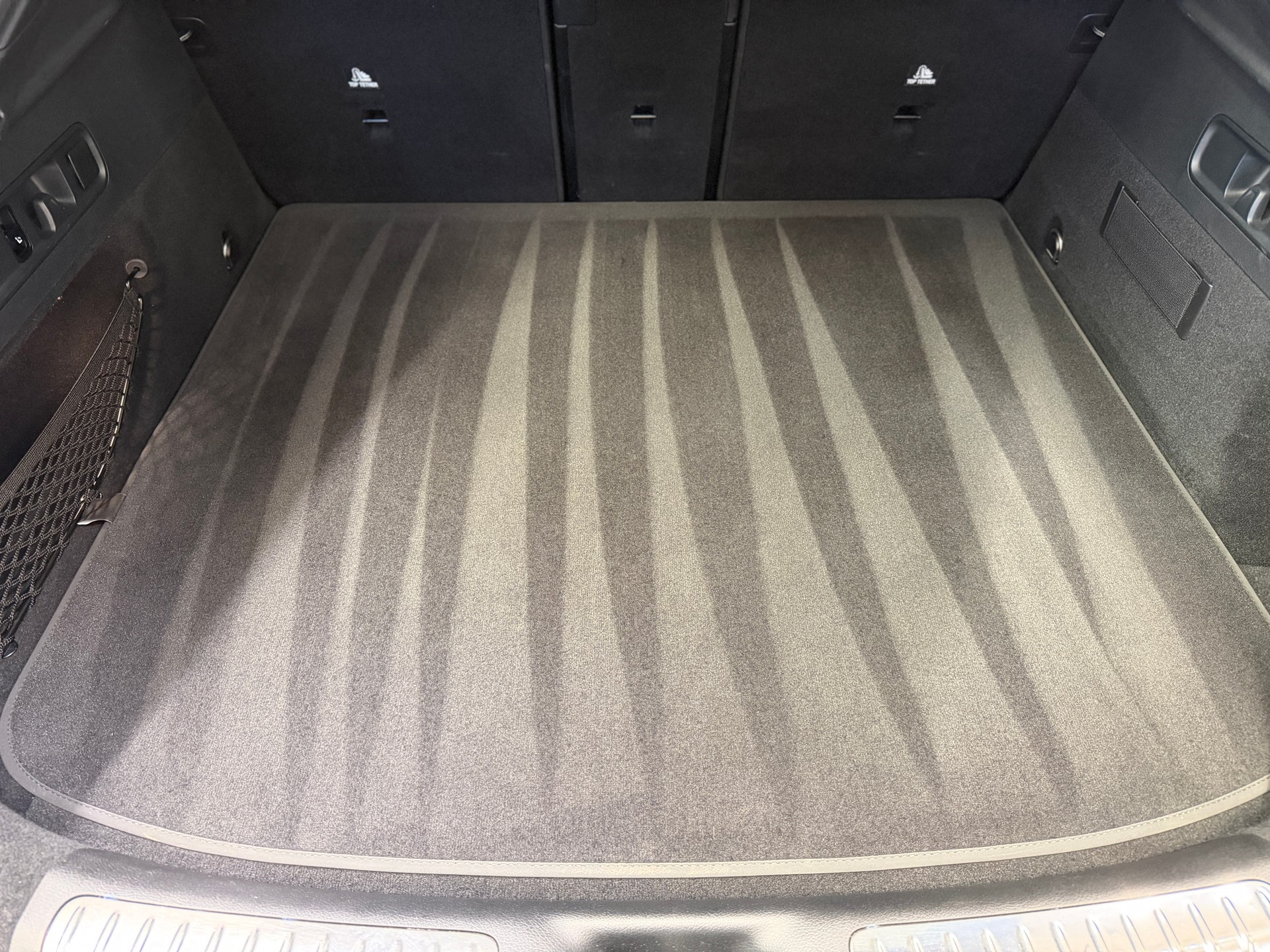 MERCEDES-BENZ GLC 300 e 4Matic 9G-Tronic-image-12
