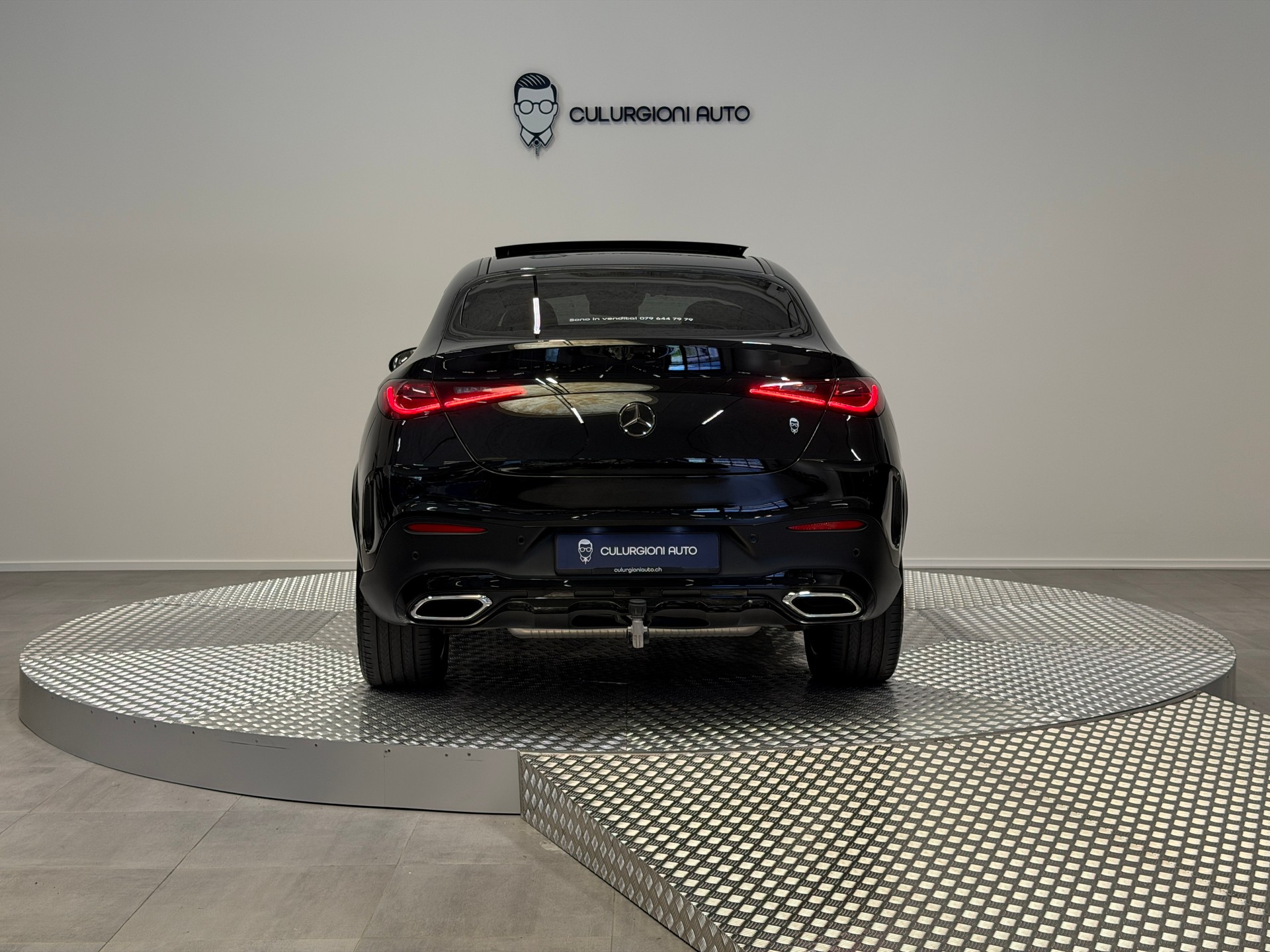MERCEDES-BENZ GLC 300 e 4Matic 9G-Tronic-image-5