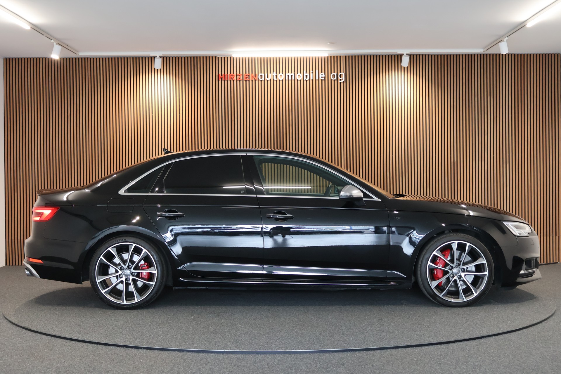 AUDI S4 Limousine 3.0 TFSI quattro tiptronic-image-5