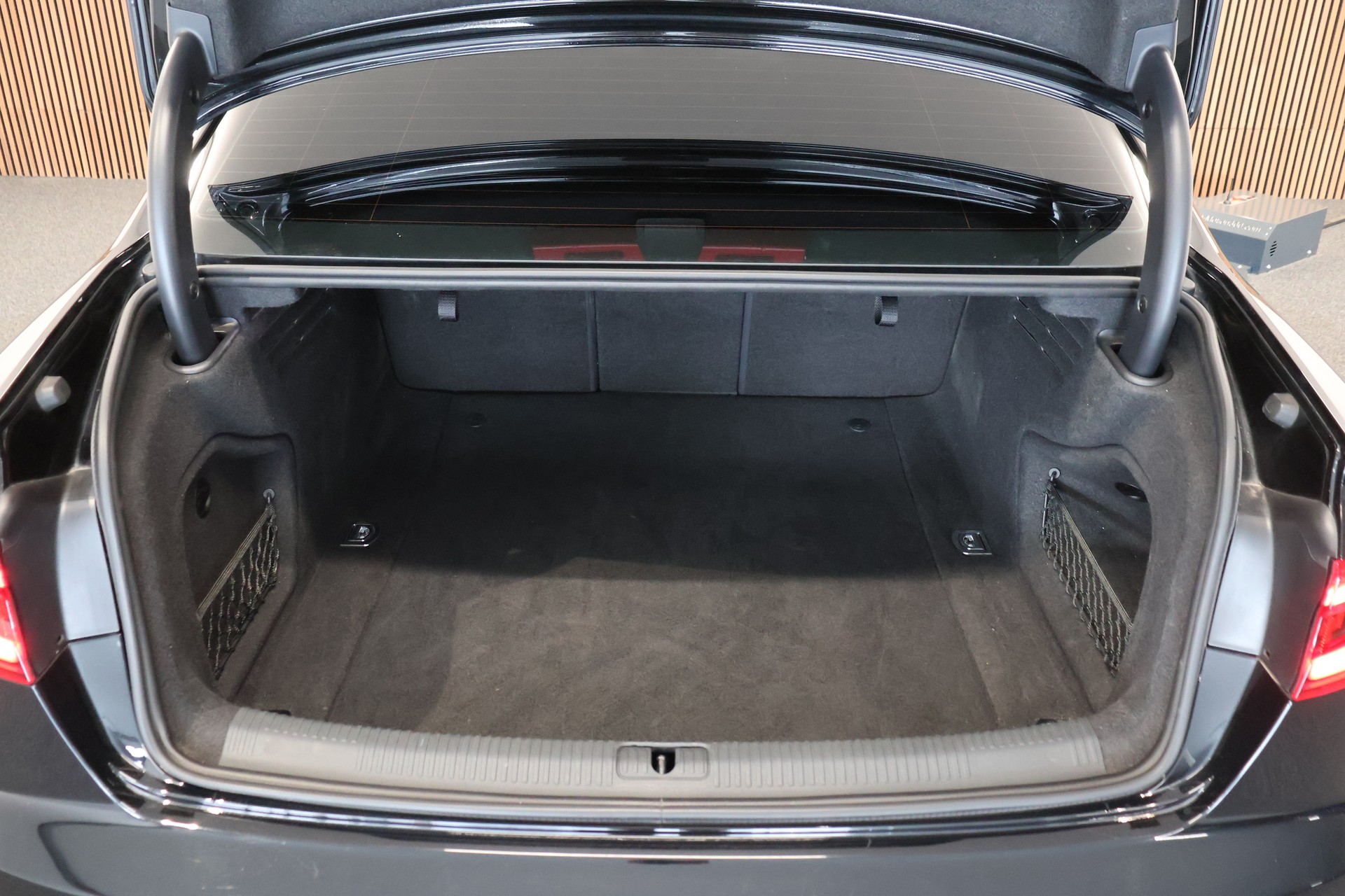AUDI S4 Limousine 3.0 TFSI quattro tiptronic-image-11