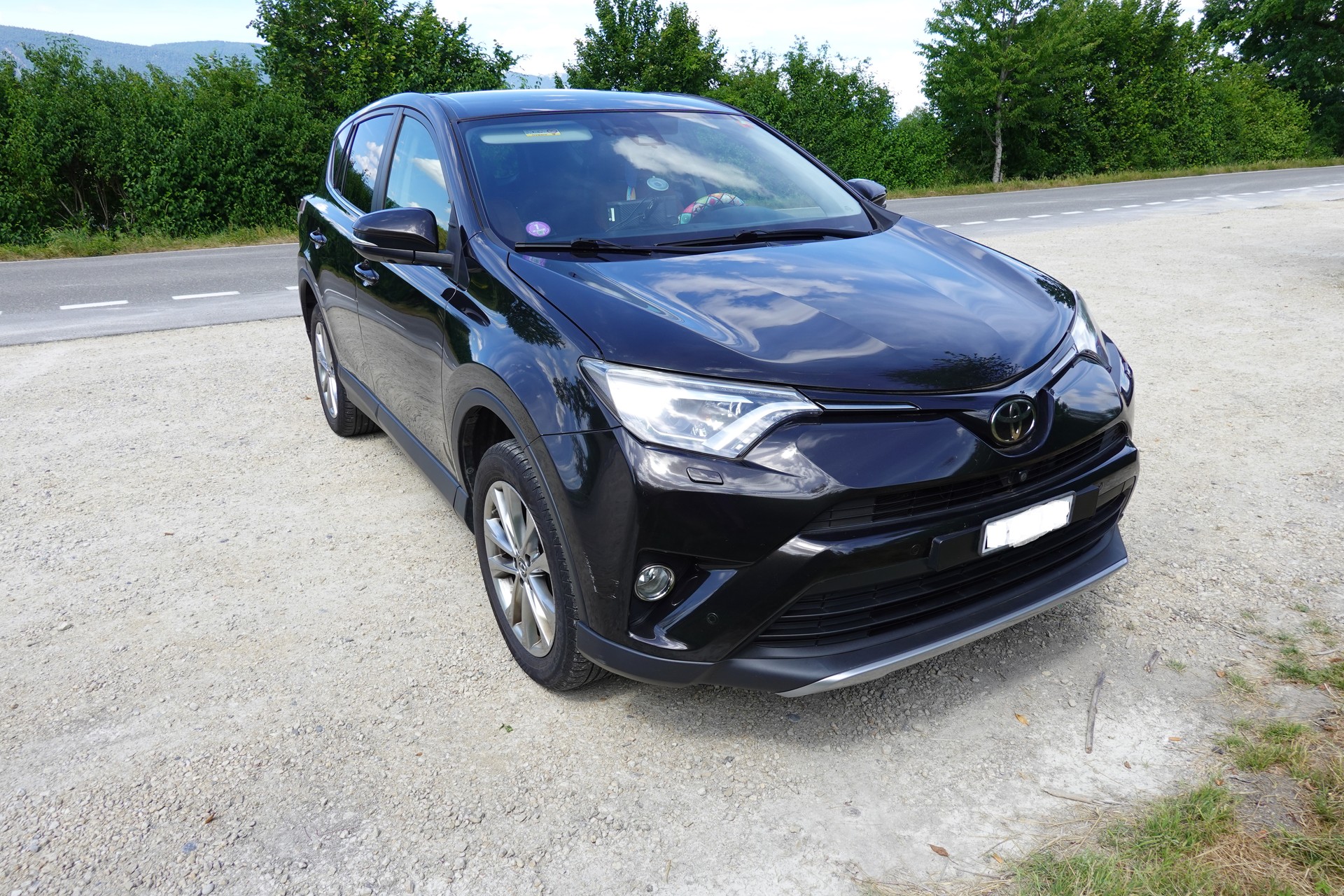 TOYOTA 2.0i VMa Sol Premium MdS-image-0