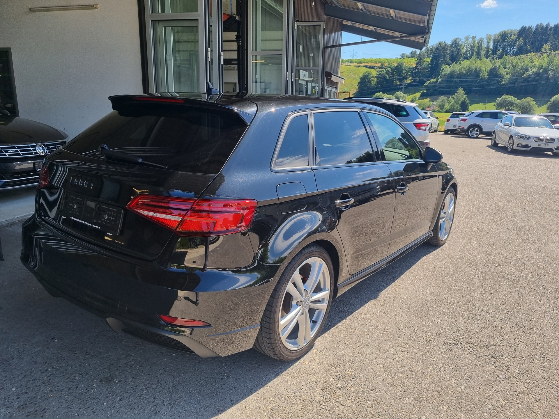 AUDI A3 Sportback 35 TFSI Sport S-tronic-image-3