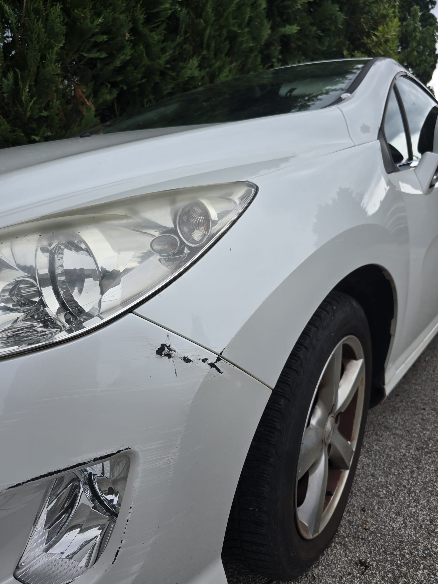PEUGEOT 1.6 VTi 120 Sport-image-4