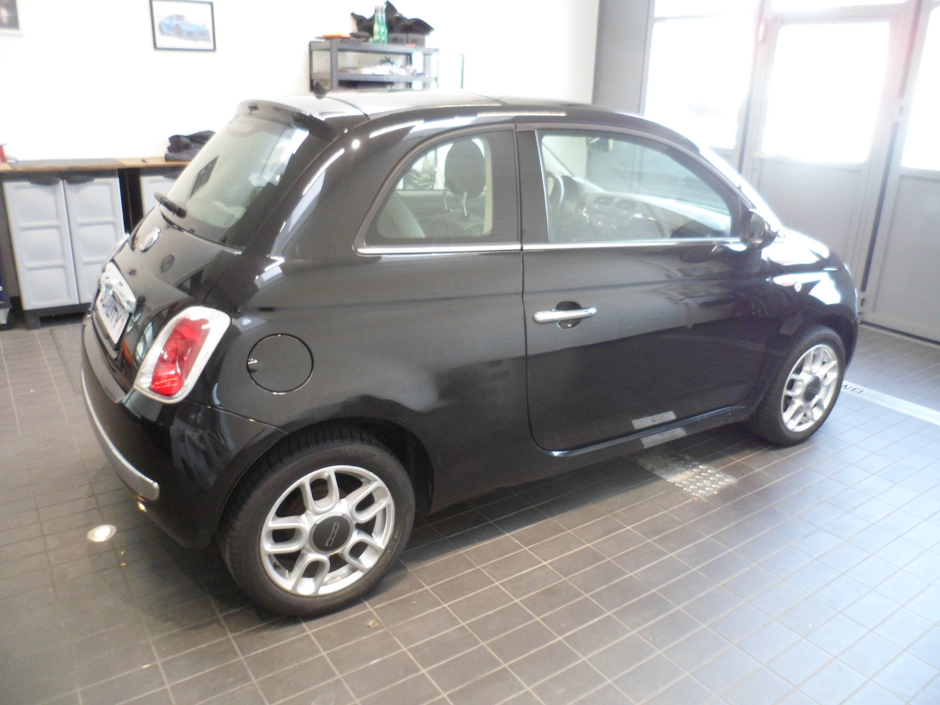 FIAT 500 1.2 Lounge-image-3