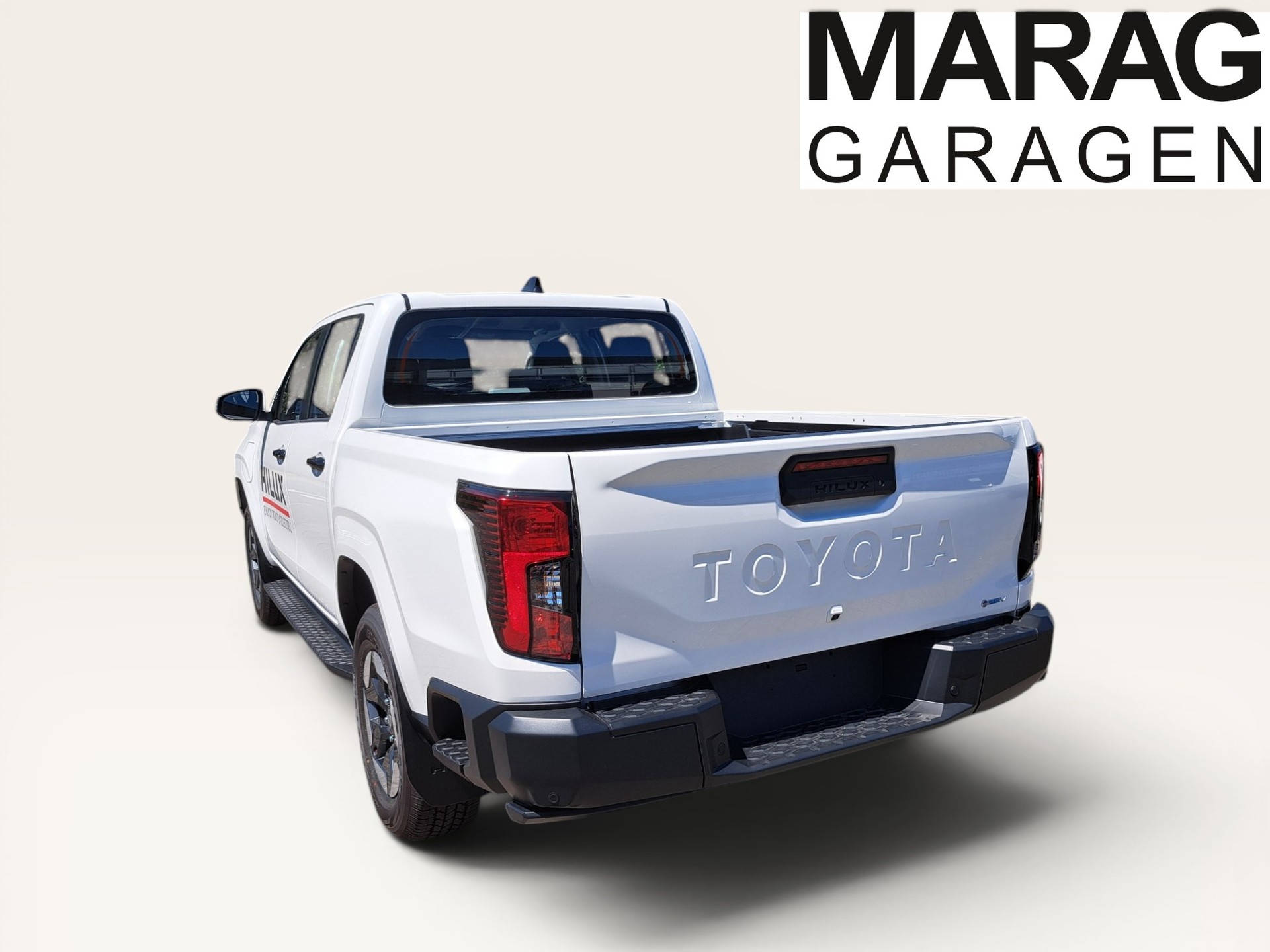 TOYOTA Hilux BEV 59.2 kWh Comfort Double Cab AWD-image-9