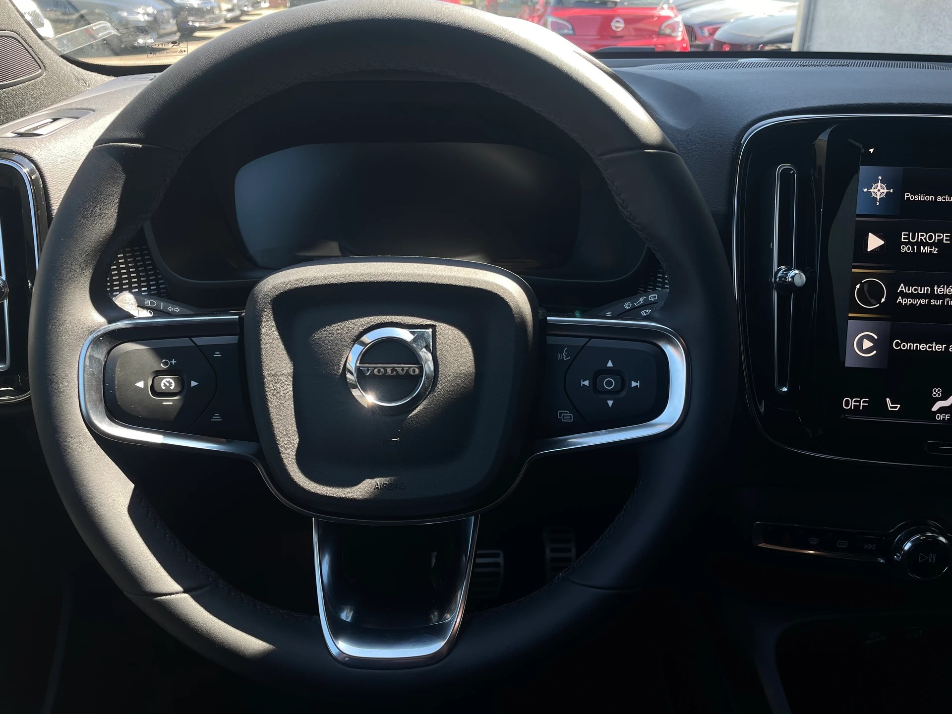 VOLVO XC40 B4 Benzin Mild Hybrid AWD Ultim. Bright DCT-image-6