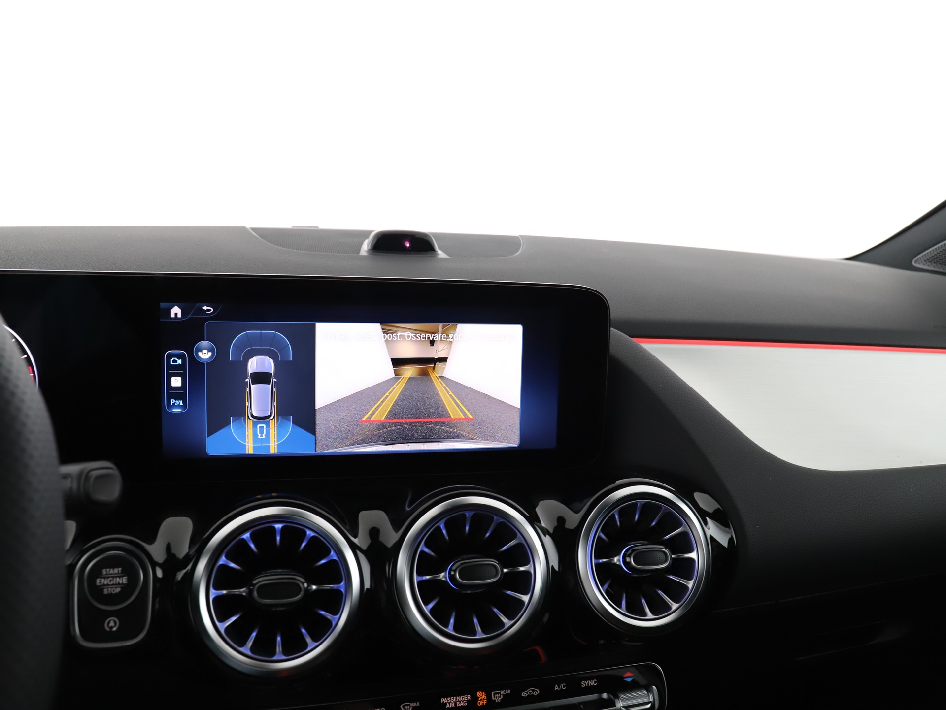 MERCEDES-BENZ GLA 200 Night Star 7G-D-image-14