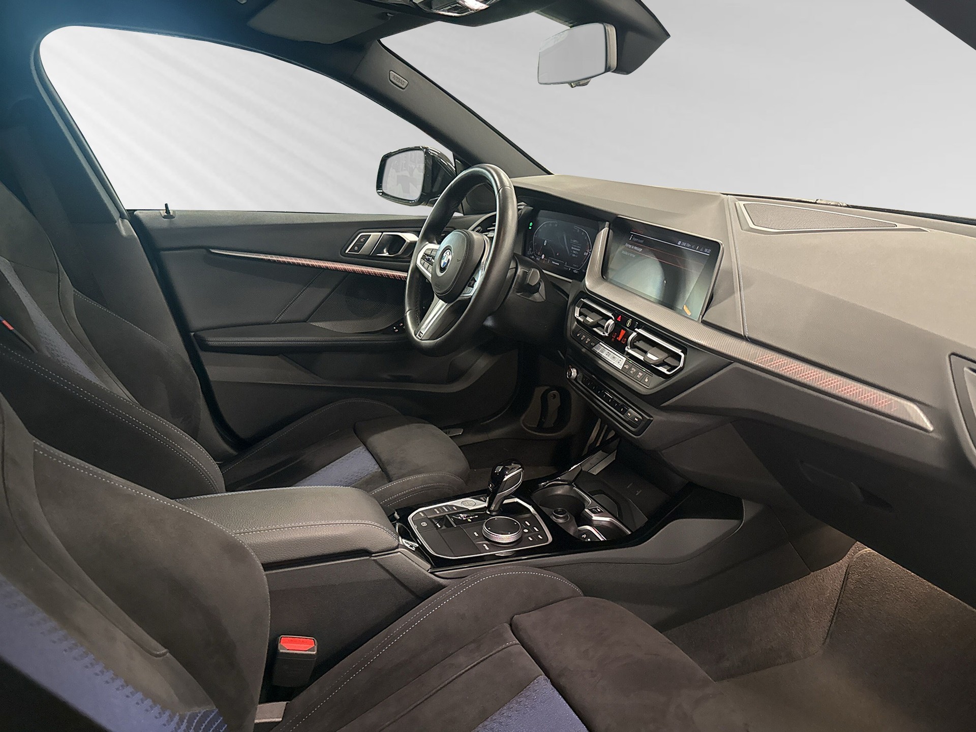 BMW 220d Gran Coupé xDrive M Sport Steptronic-image-4