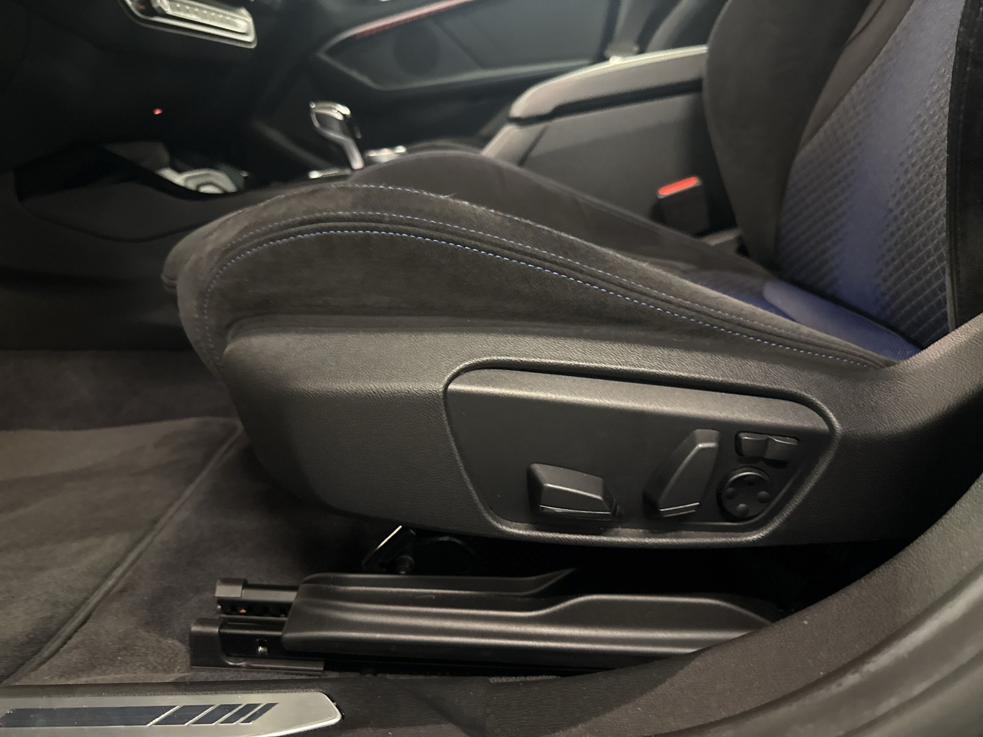 BMW 220d Gran Coupé xDrive M Sport Steptronic-image-18