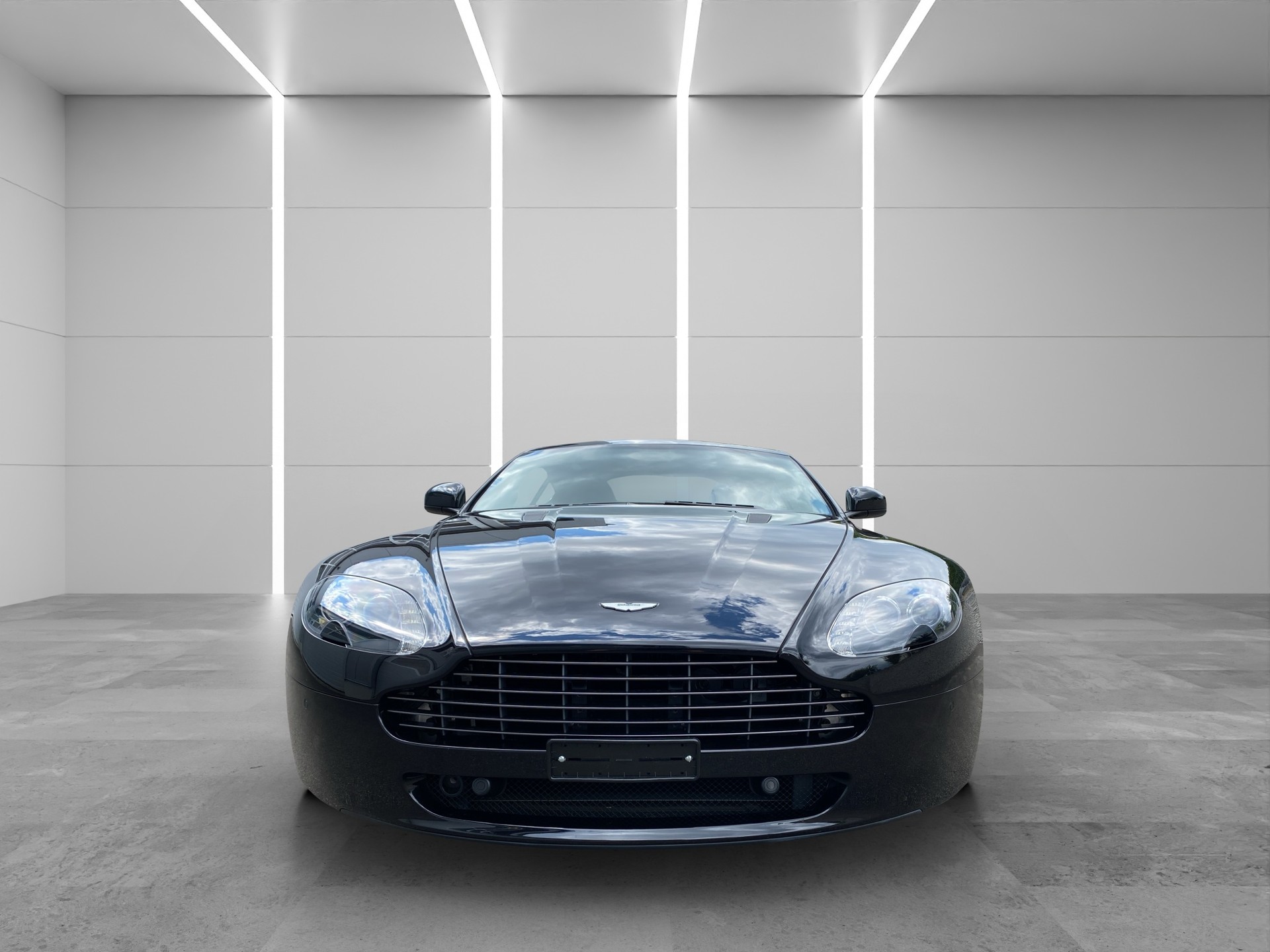 ASTON MARTIN V8 Vantage 4.7 Special Edition Sportshift-image-4