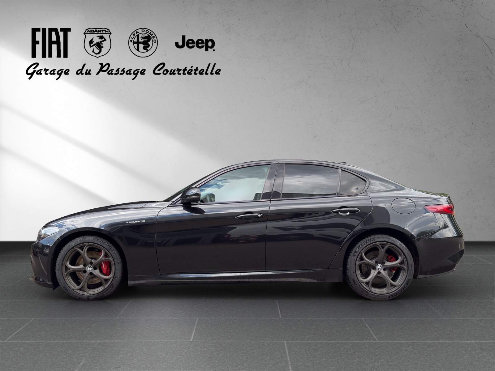 ALFA ROMEO Giulia 2.0 Veloce Q4 Automatic-image-2