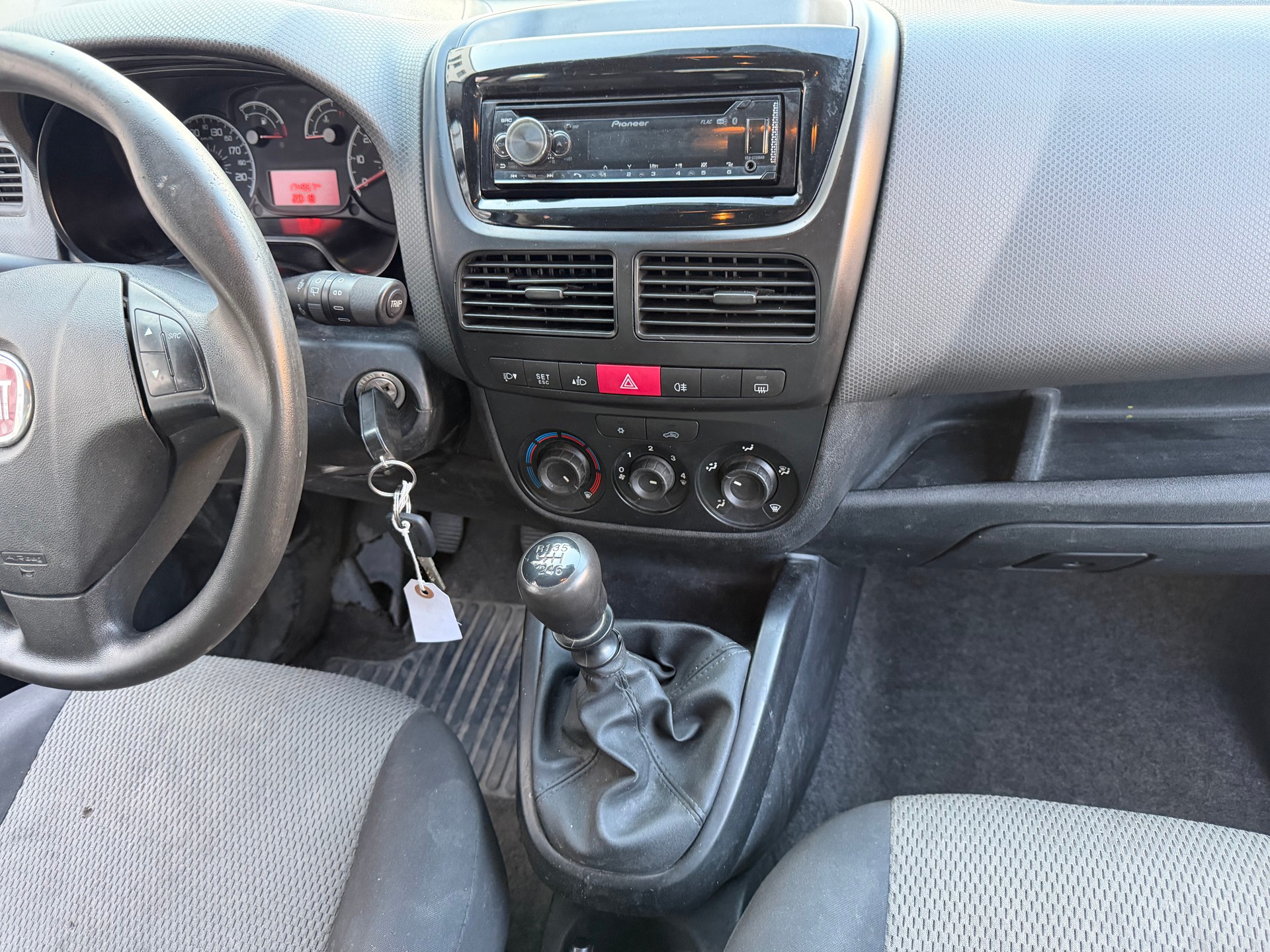 FIAT Doblò 1.4 MPI Cargo Swiss-image-14