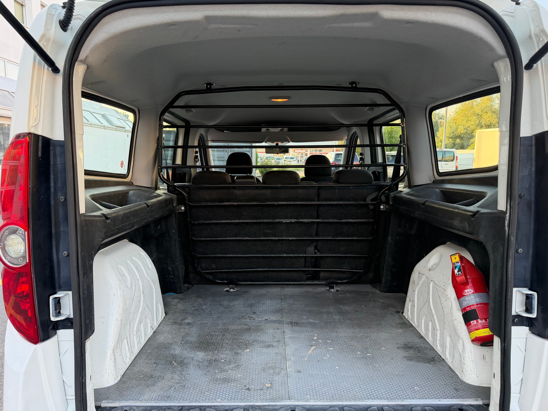 FIAT Doblò 1.4 MPI Cargo Swiss-image-11