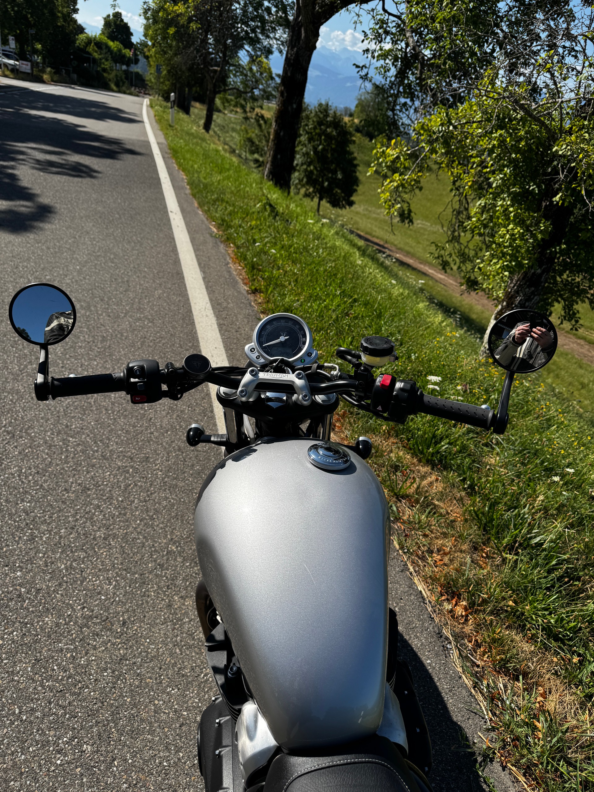 TRIUMPH Street Twin 900 i-image-4