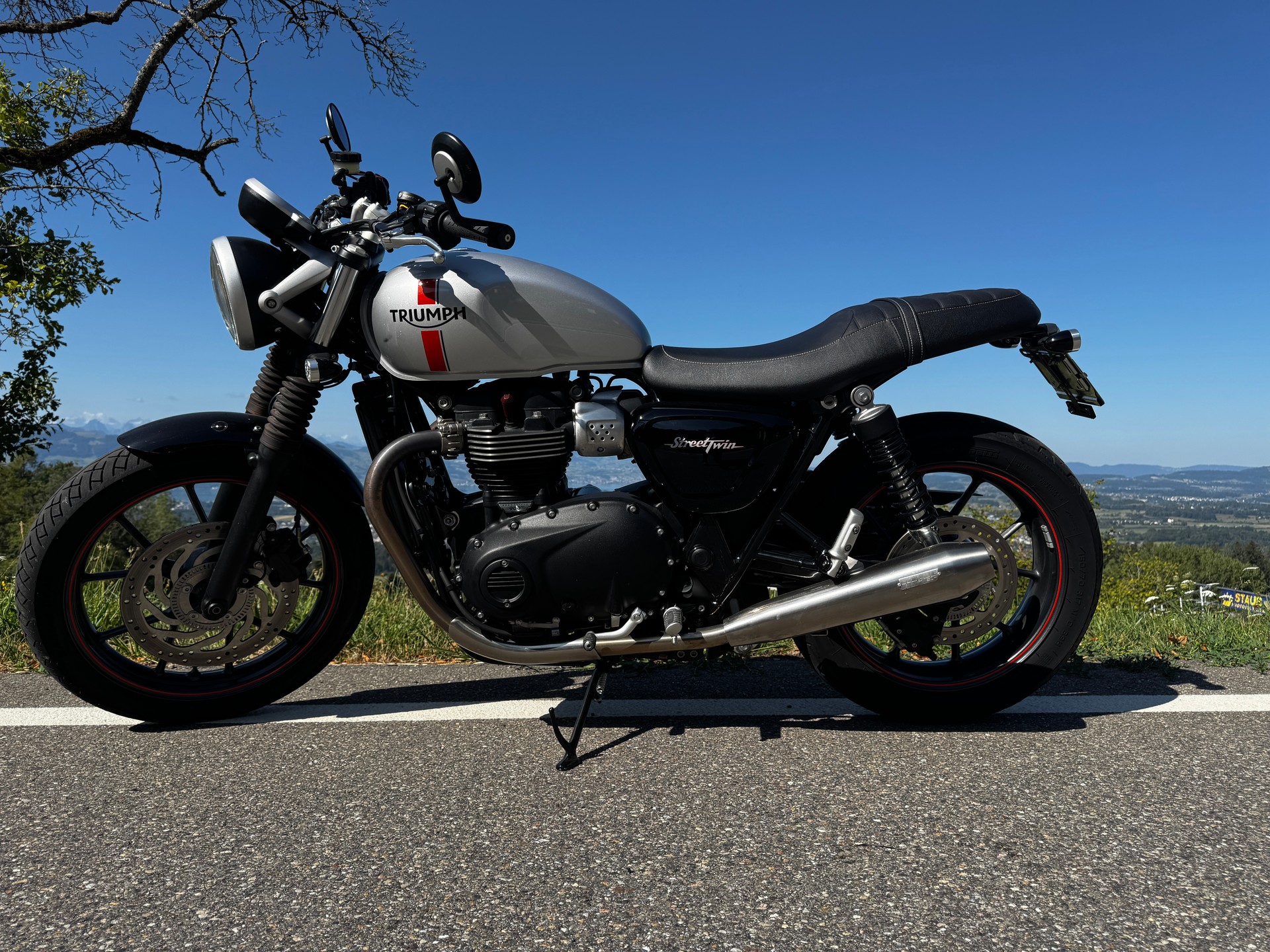 TRIUMPH Street Twin 900 i