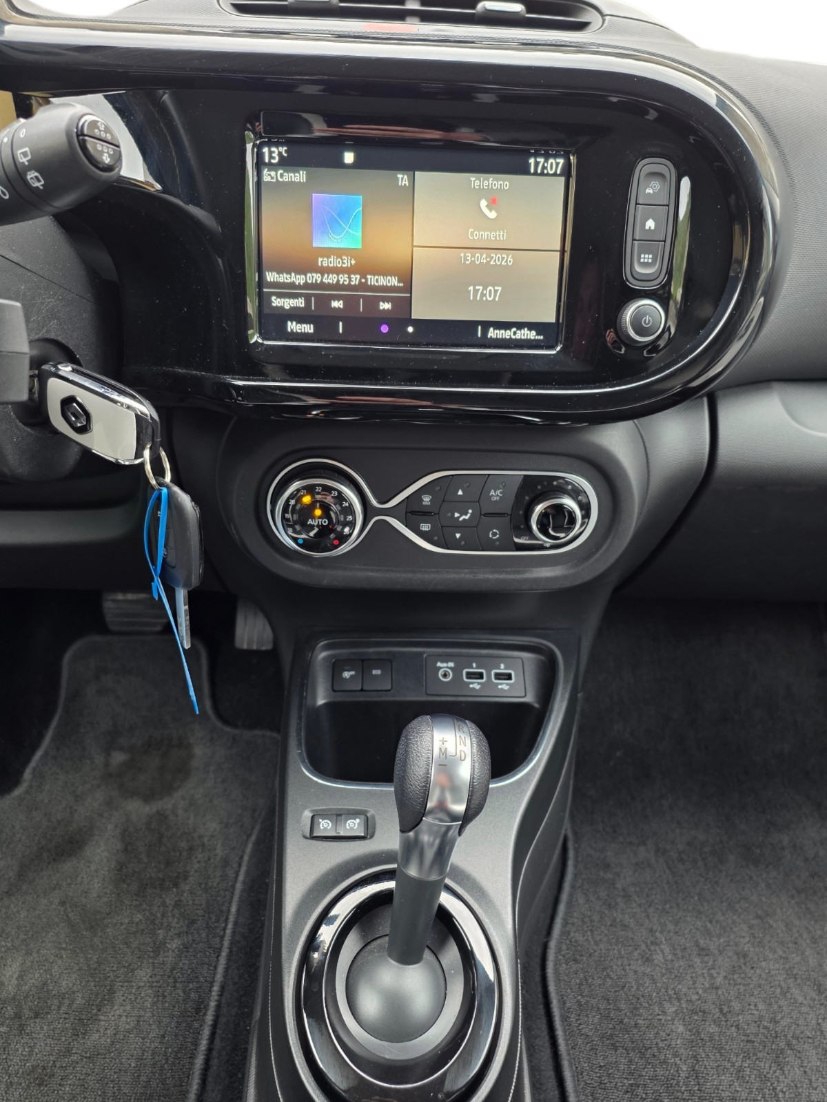 RENAULT Twingo TCe 95 Intens EDC-image-9