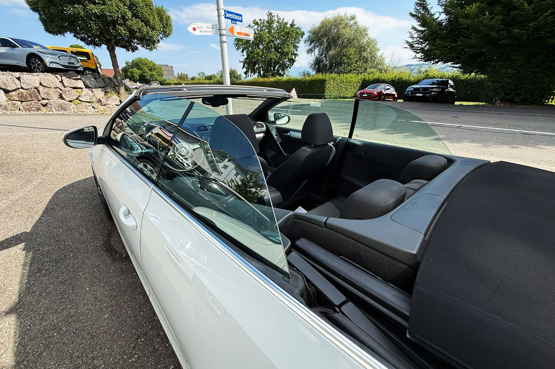 VW Golf Cabrio 1.4 TSI DSG-image-10