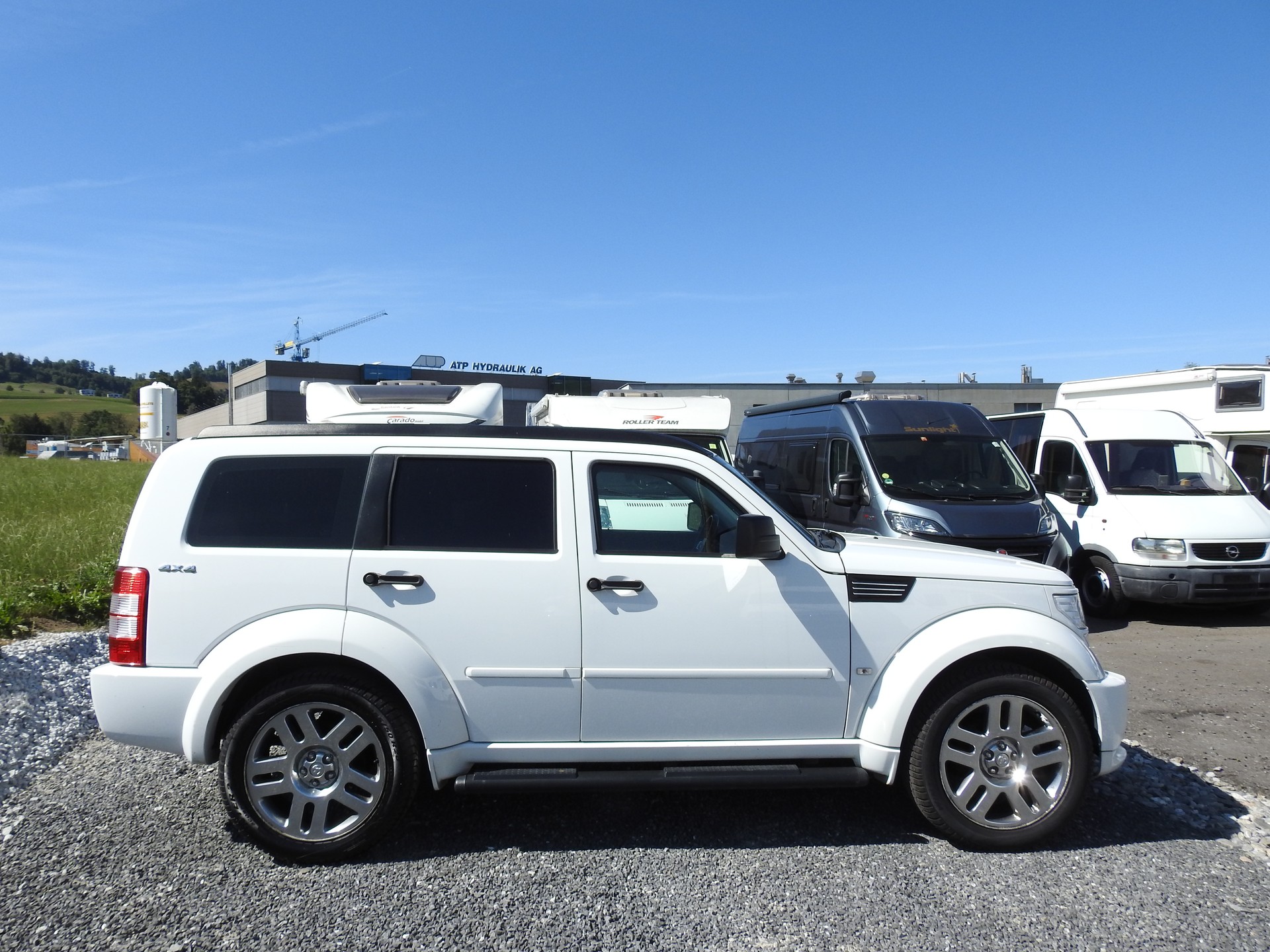 DODGE NITRO SXT 4.0-image-6