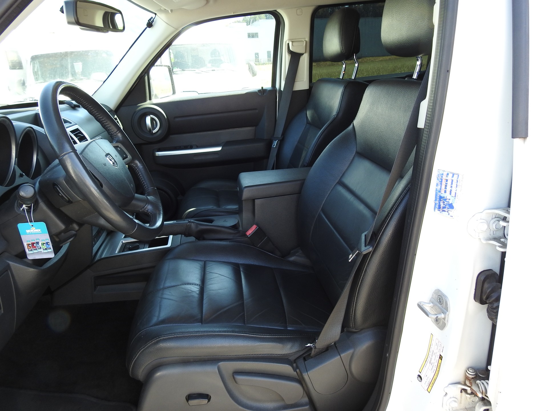 DODGE NITRO SXT 4.0-image-12