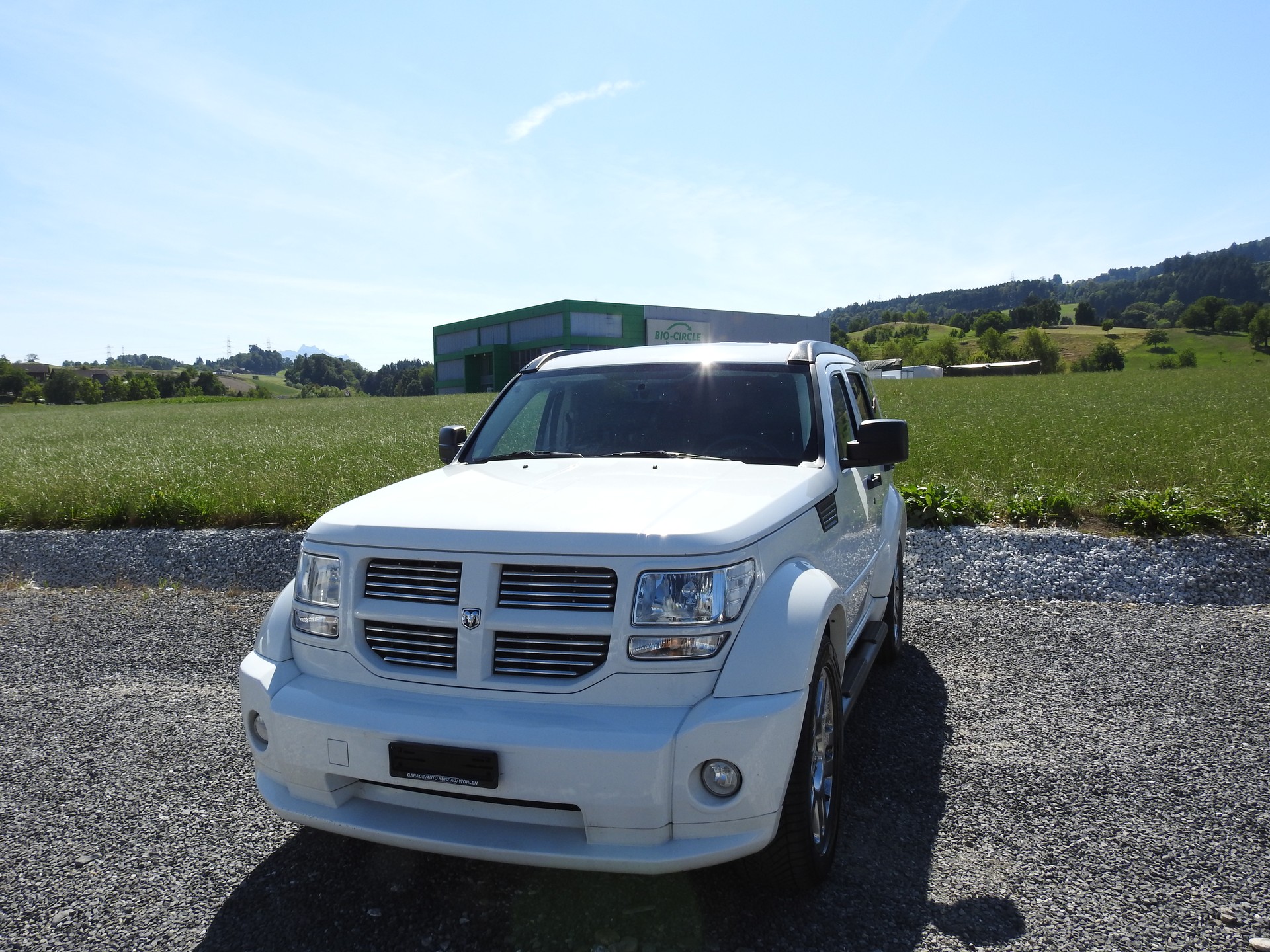 DODGE NITRO SXT 4.0-image-0