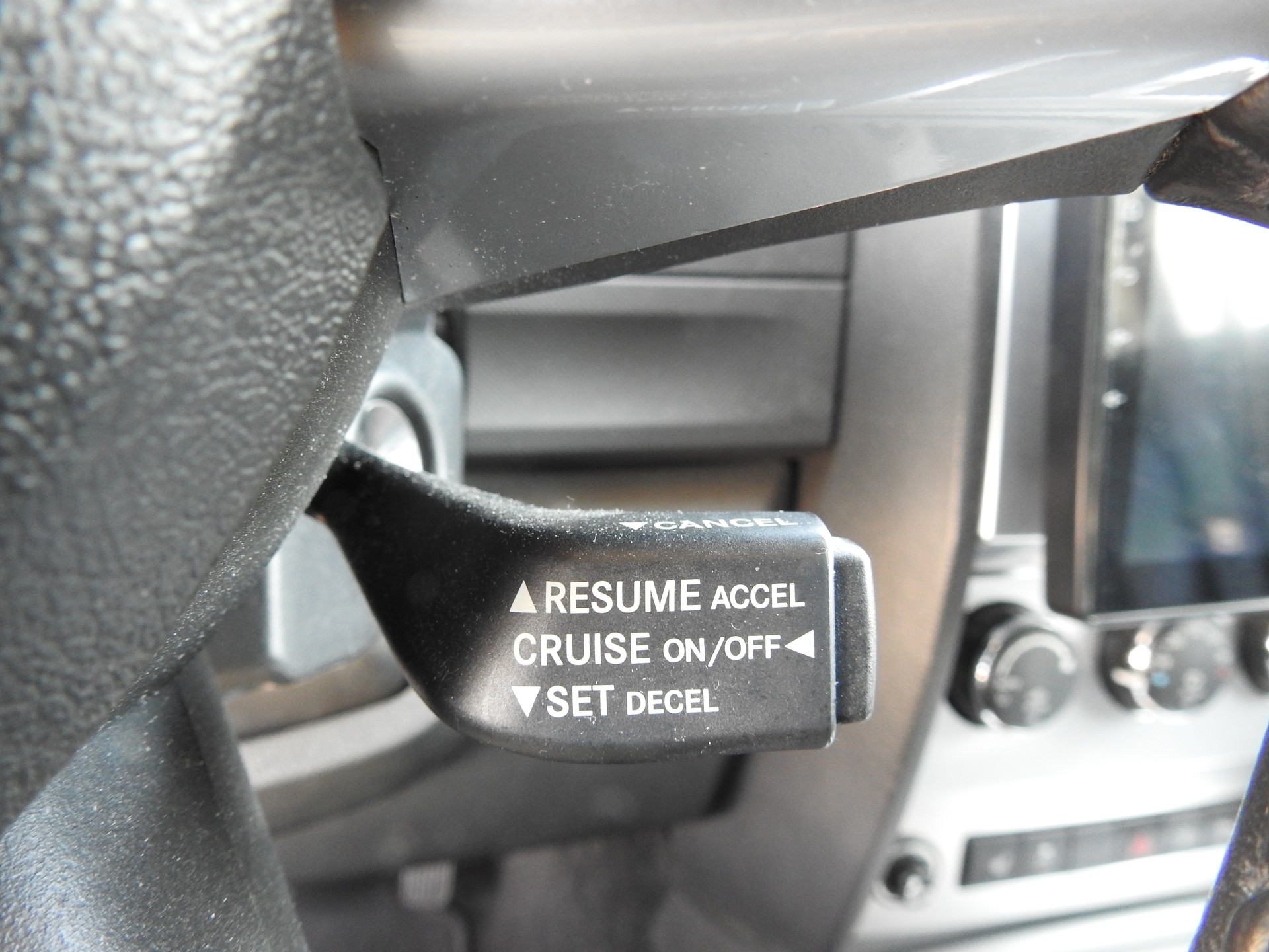 DODGE NITRO SXT 4.0-image-22