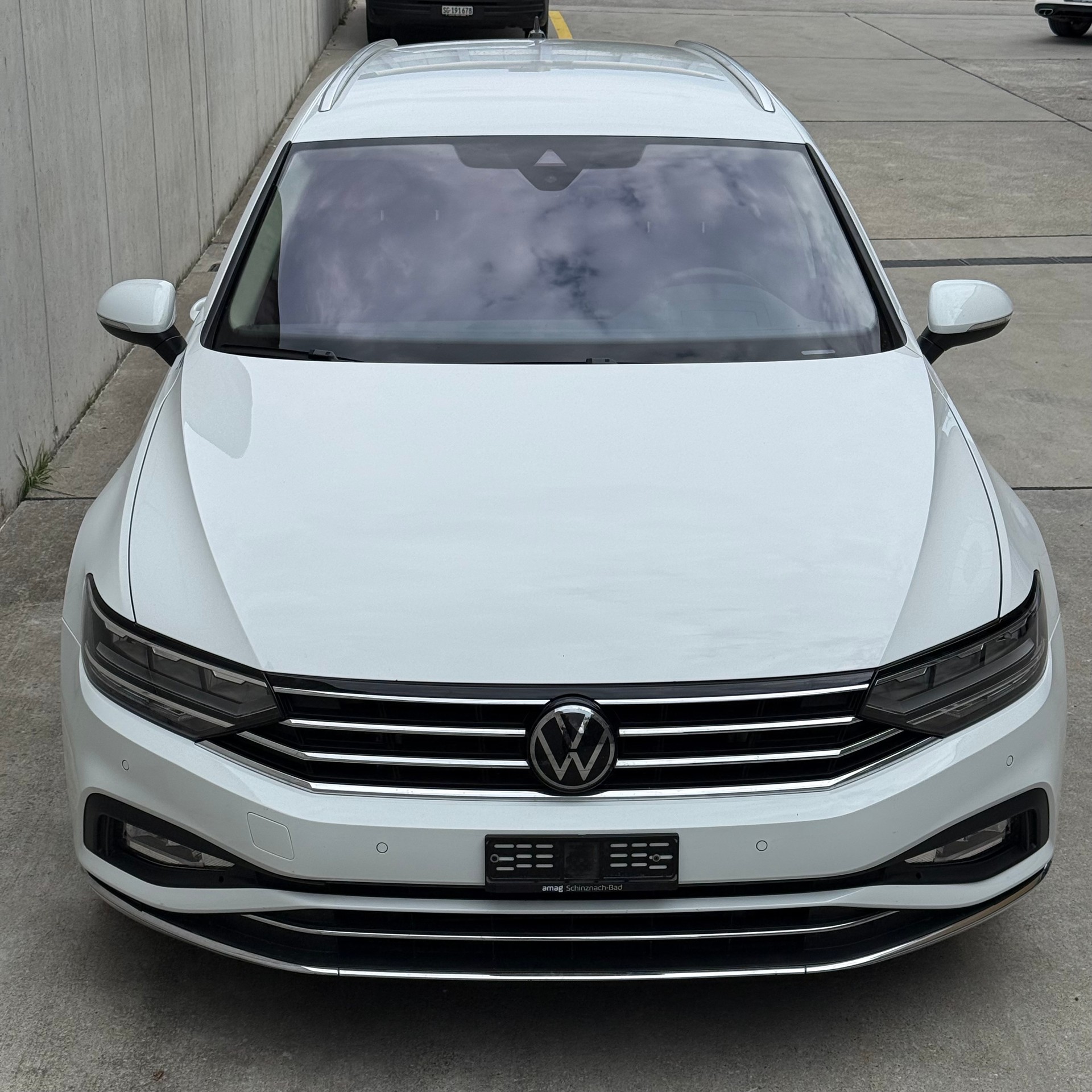 VW Passat 2.0 TDI BMT Elegance 4Motion DSG-image-2