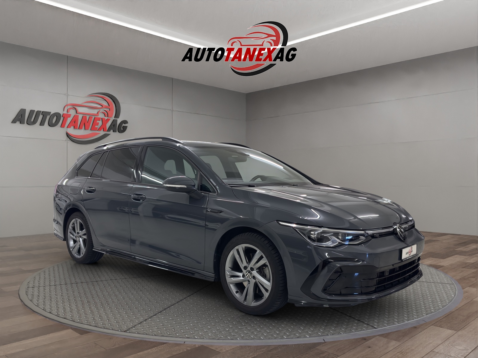 VW Golf Variant 2.0 TSI R-Line DSG 4Motion-image-7