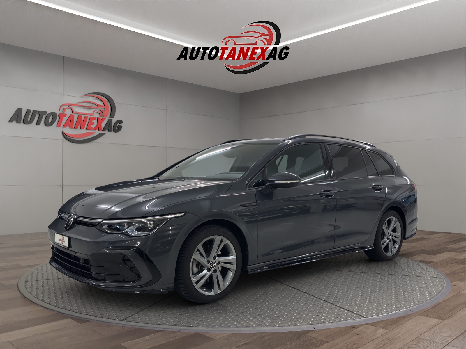 VW Golf Variant 2.0 TSI R-Line DSG 4Motion-image-0