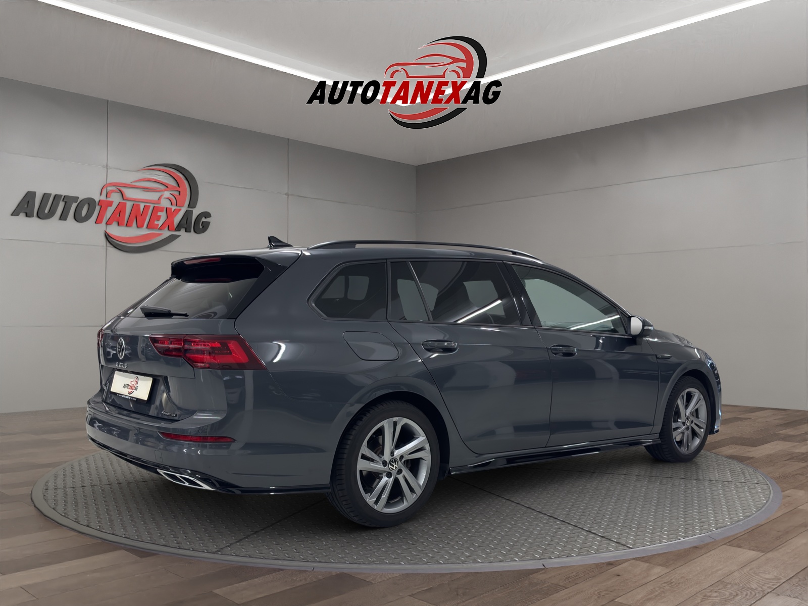 VW Golf Variant 2.0 TSI R-Line DSG 4Motion-image-5