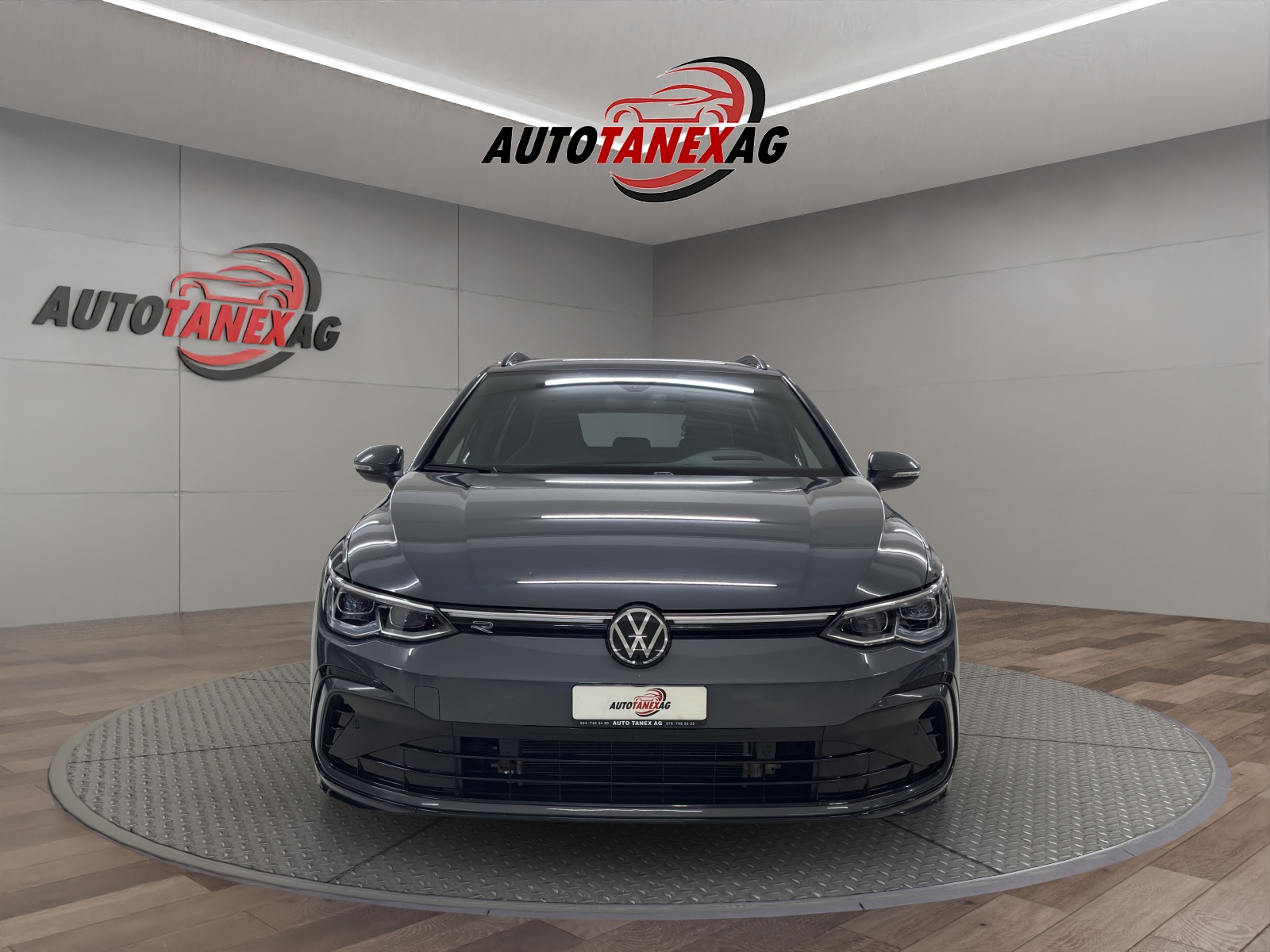 VW Golf Variant 2.0 TSI R-Line DSG 4Motion-image-3