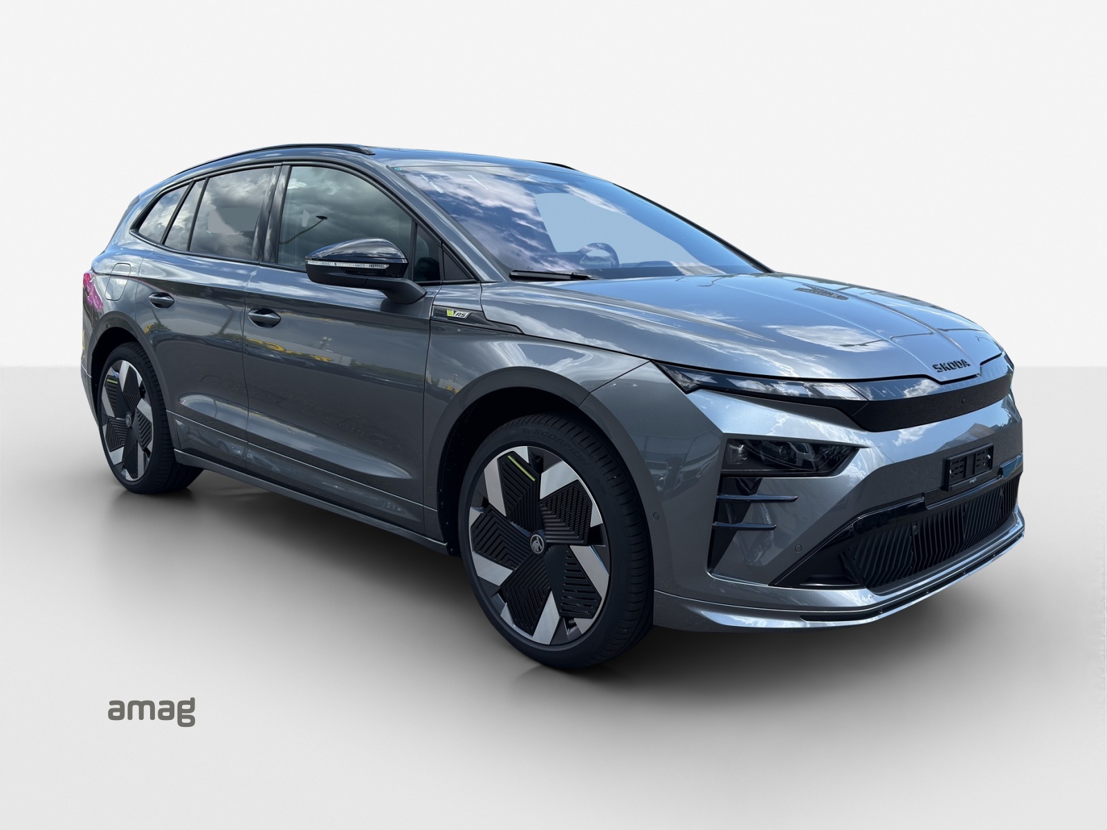 SKODA Enyaq 4x4 RS-image-5