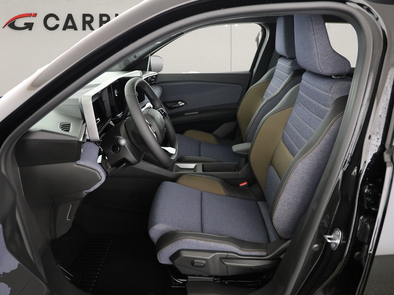 RENAULT R5 E-Tech Comfort Range techno-image-4