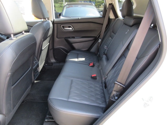 NISSAN X-Trail 1.5 VC-T Tekna+ e-4orce-image-9