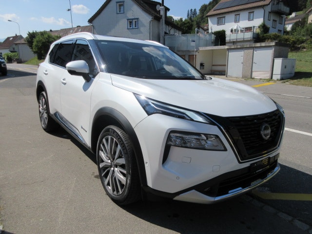 NISSAN X-Trail 1.5 VC-T Tekna+ e-4orce-image-3