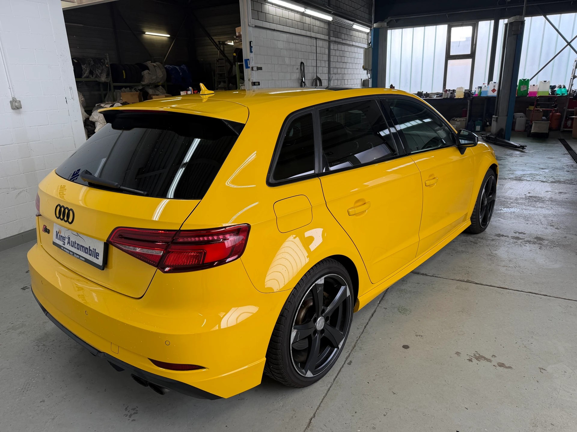AUDI S3 Sportback 2.0 TFSI quattro S-tronic | Frisch MFK | Pano Dach | Bang & Olufsen-image-4