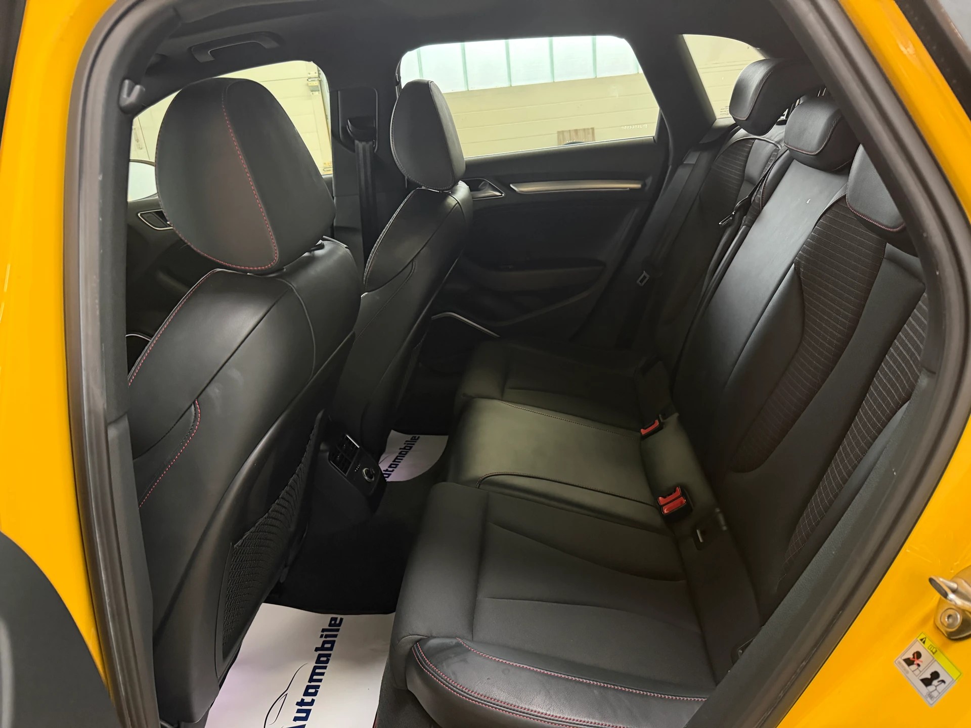 AUDI S3 Sportback 2.0 TFSI quattro S-tronic | Frisch MFK | Pano Dach | Bang & Olufsen-image-11