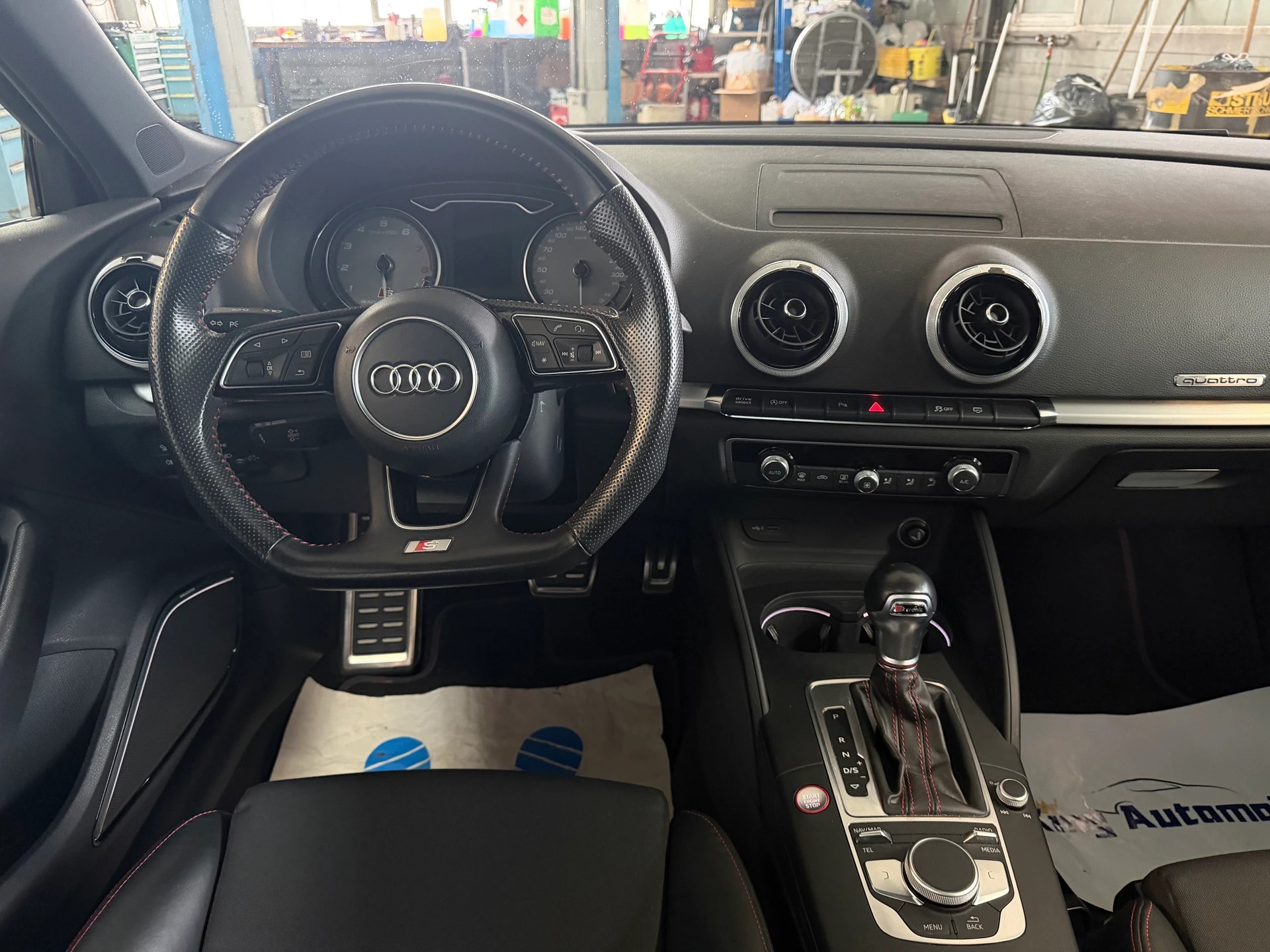 AUDI S3 Sportback 2.0 TFSI quattro S-tronic | Frisch MFK | Pano Dach | Bang & Olufsen-image-14