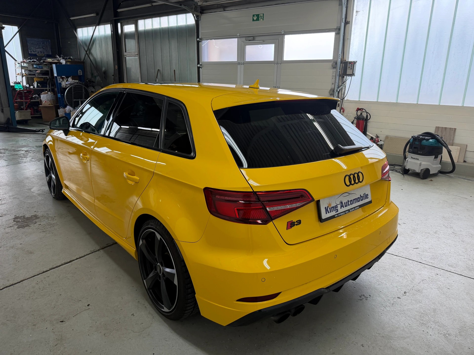 AUDI S3 Sportback 2.0 TFSI quattro S-tronic | Frisch MFK | Pano Dach | Bang & Olufsen-image-6