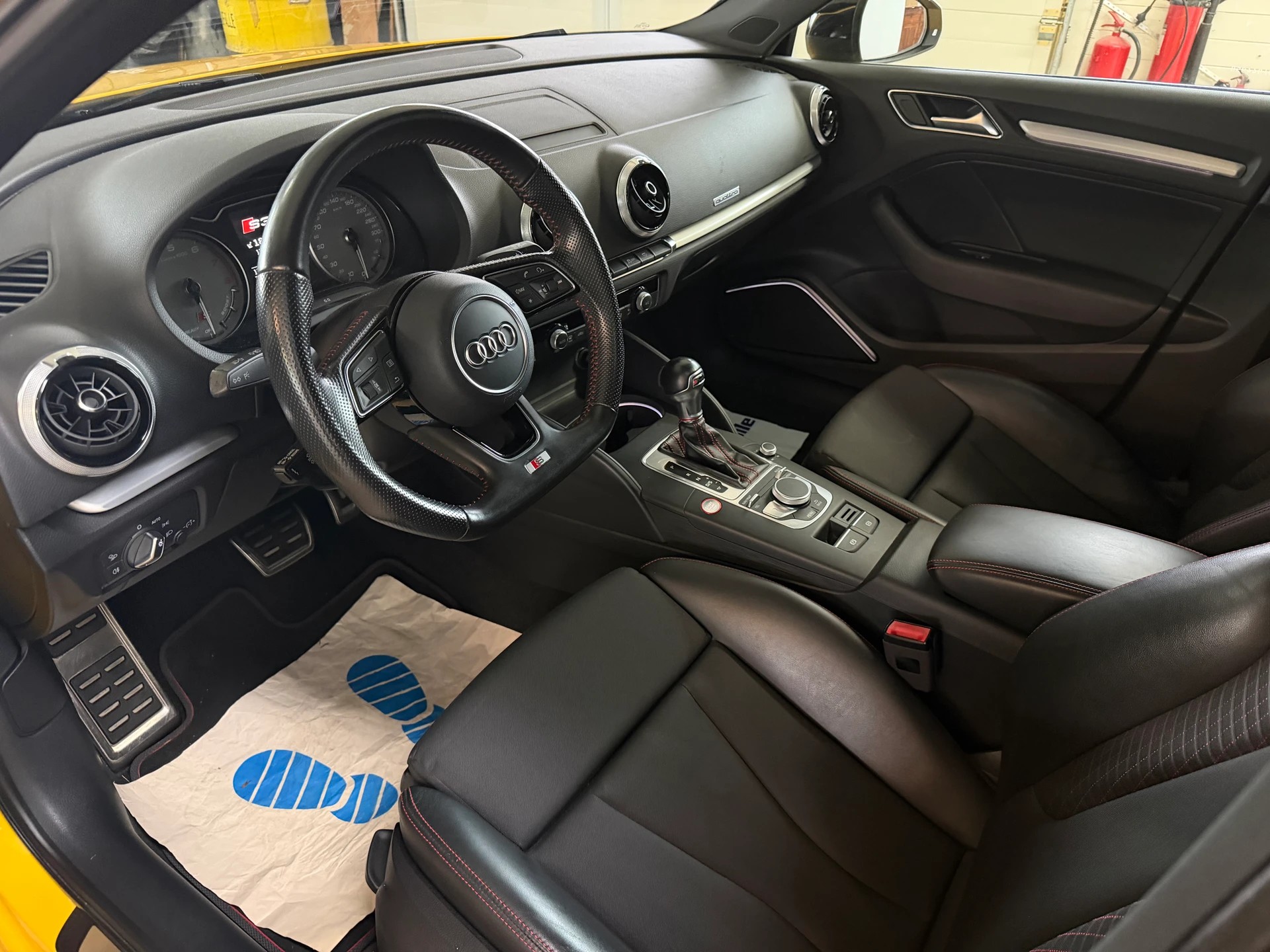 AUDI S3 Sportback 2.0 TFSI quattro S-tronic | Frisch MFK | Pano Dach | Bang & Olufsen-image-9