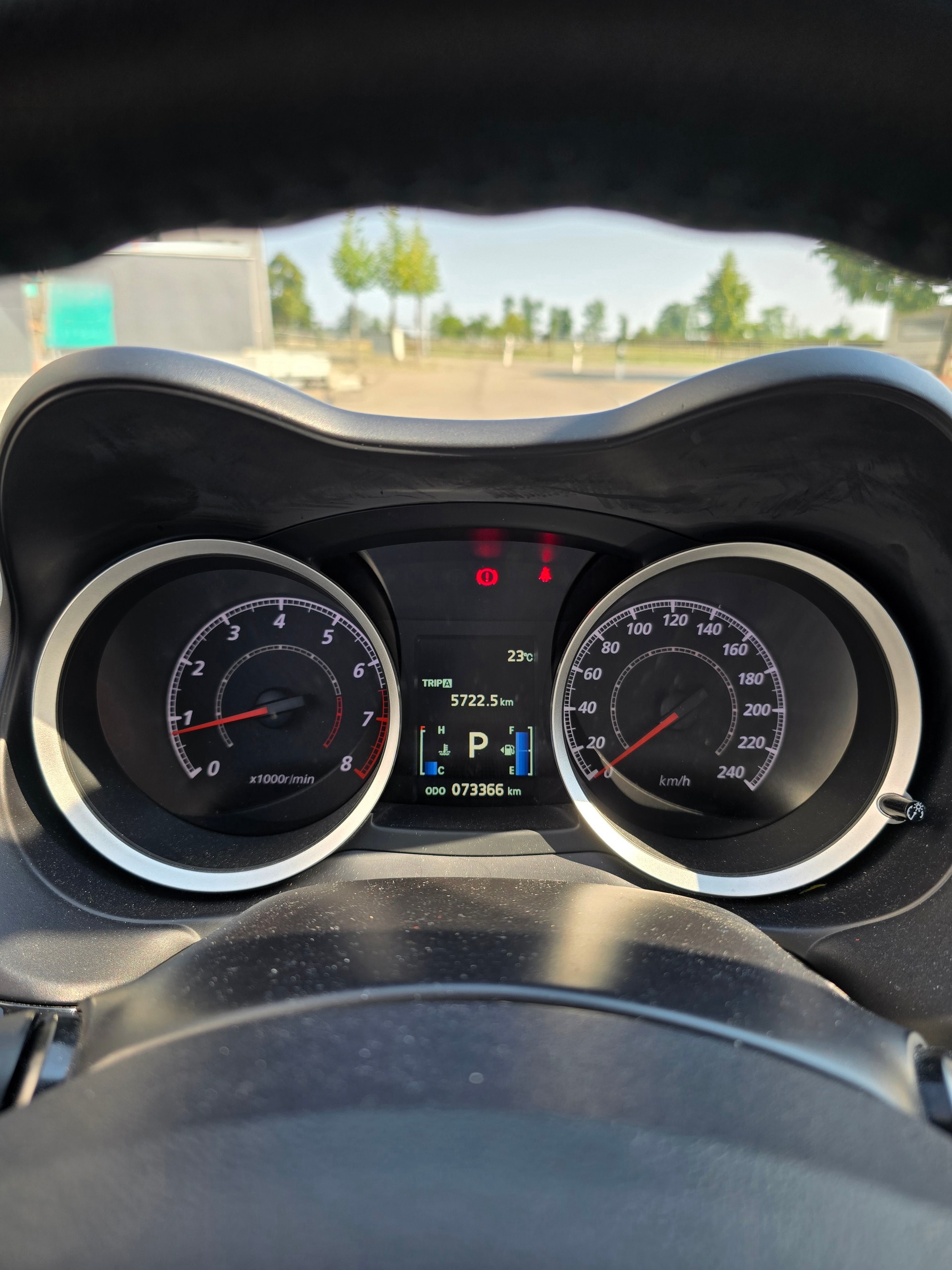 MITSUBISHI 1.8 MIVEC Style CVT-image-3